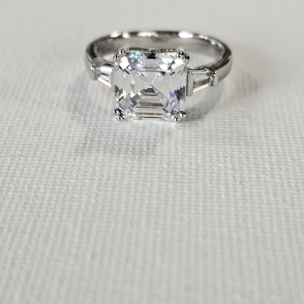 Lustro Stella Finest CZ Ring in Platinum over Sterling Silver Sz 9! - Picture 4 of 12